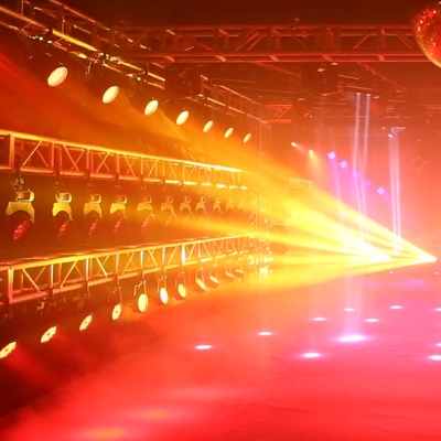 37x10W Zoom Beam Waschen Bewegtes Kopflicht für Bühnenbeleuchtung Effekt mit RGBW 4in1 LED und DMX Control Dj Disco und Nachtclub