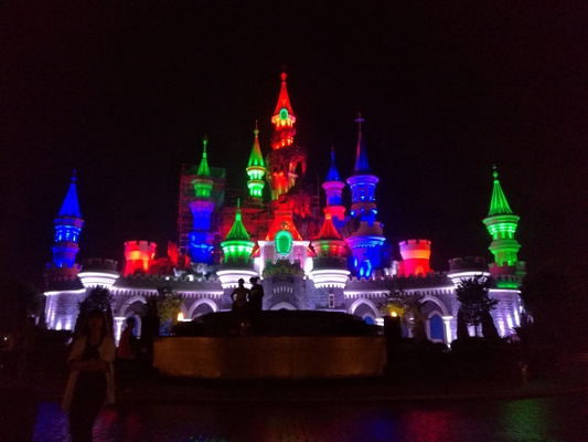 12x10w Led Wasserdichtes Parlicht RGBW 4 In 1 IP65 DMX512 Bühnenwaschlicht Für Fantawild Cartoon Castle Projekt